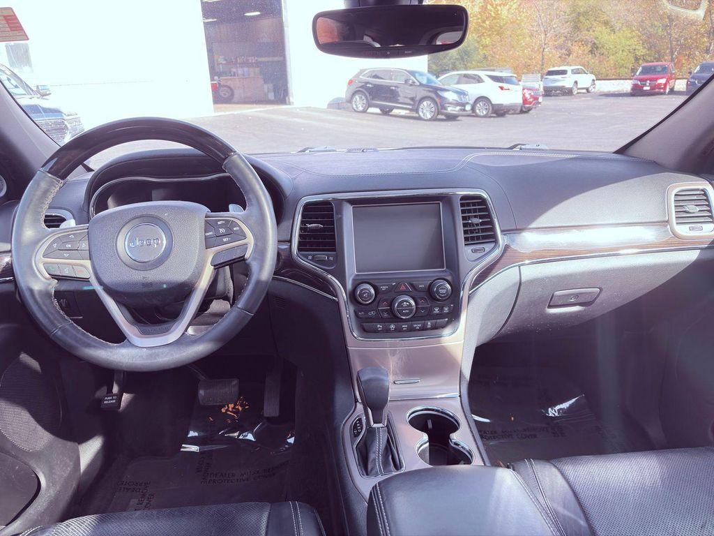 used 2017 Jeep Grand Cherokee car, priced at $16,250