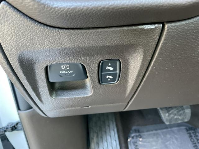 new 2025 Ram 1500 car, priced at $59,361