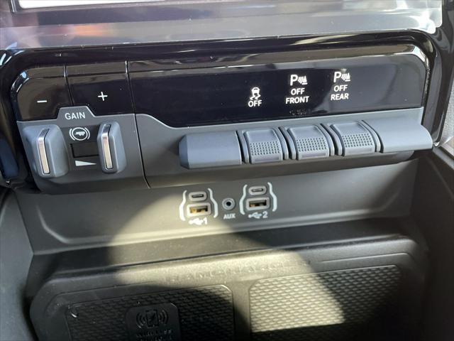 new 2025 Ram 1500 car, priced at $59,361