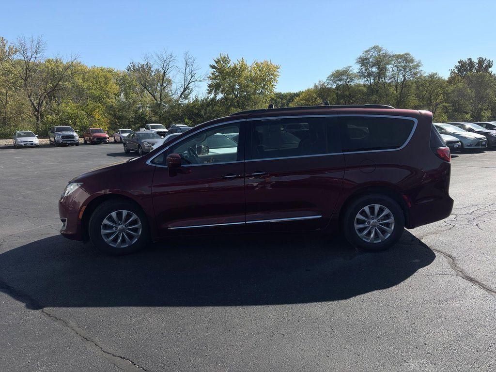 used 2017 Chrysler Pacifica car, priced at $8,975