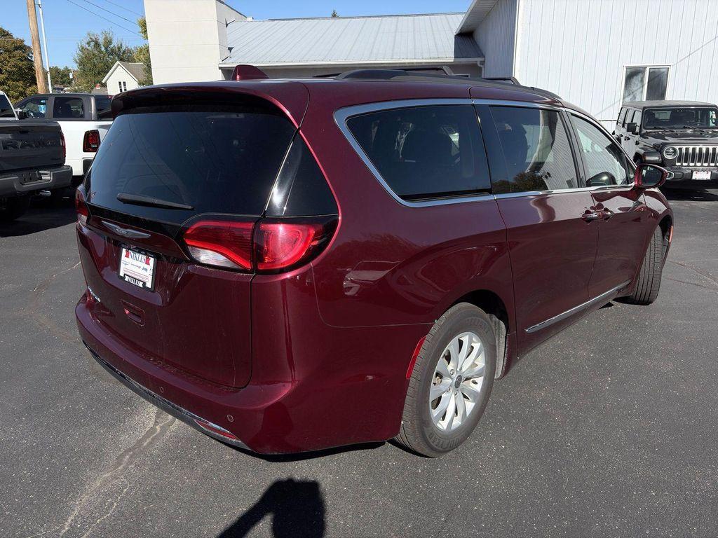 used 2017 Chrysler Pacifica car, priced at $8,975