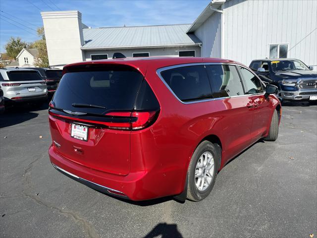 new 2025 Chrysler Pacifica car, priced at $46,320