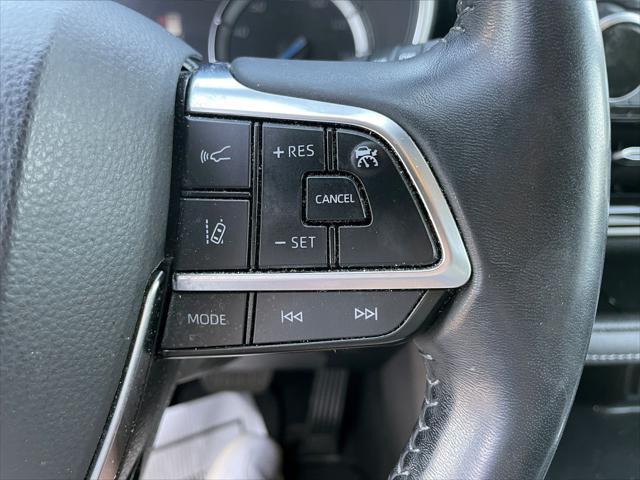 used 2021 Toyota Highlander Hybrid car, priced at $24,850