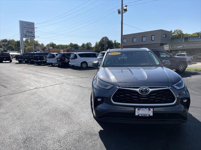 used 2021 Toyota Highlander Hybrid car, priced at $24,850