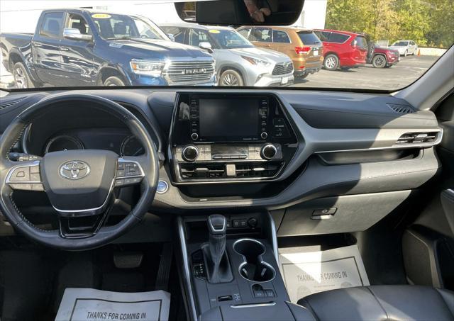 used 2021 Toyota Highlander Hybrid car, priced at $24,850