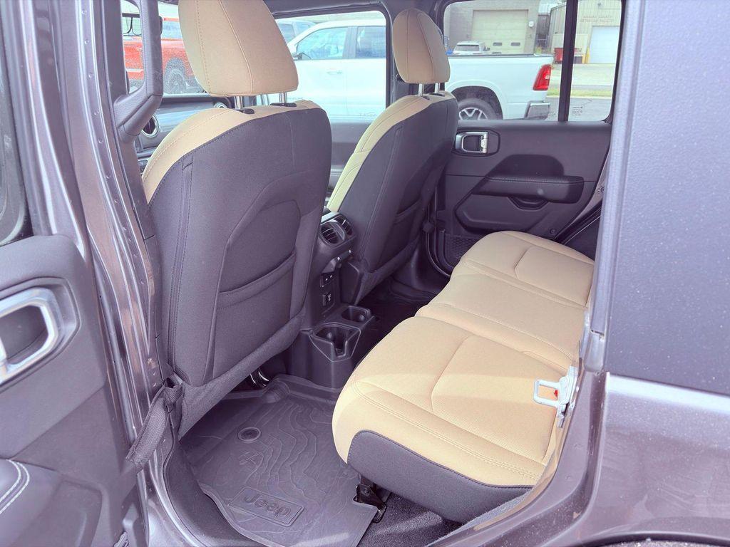 used 2022 Jeep Wrangler Unlimited car, priced at $34,950