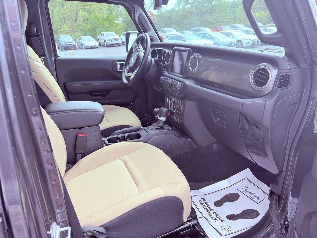 used 2022 Jeep Wrangler Unlimited car, priced at $34,950