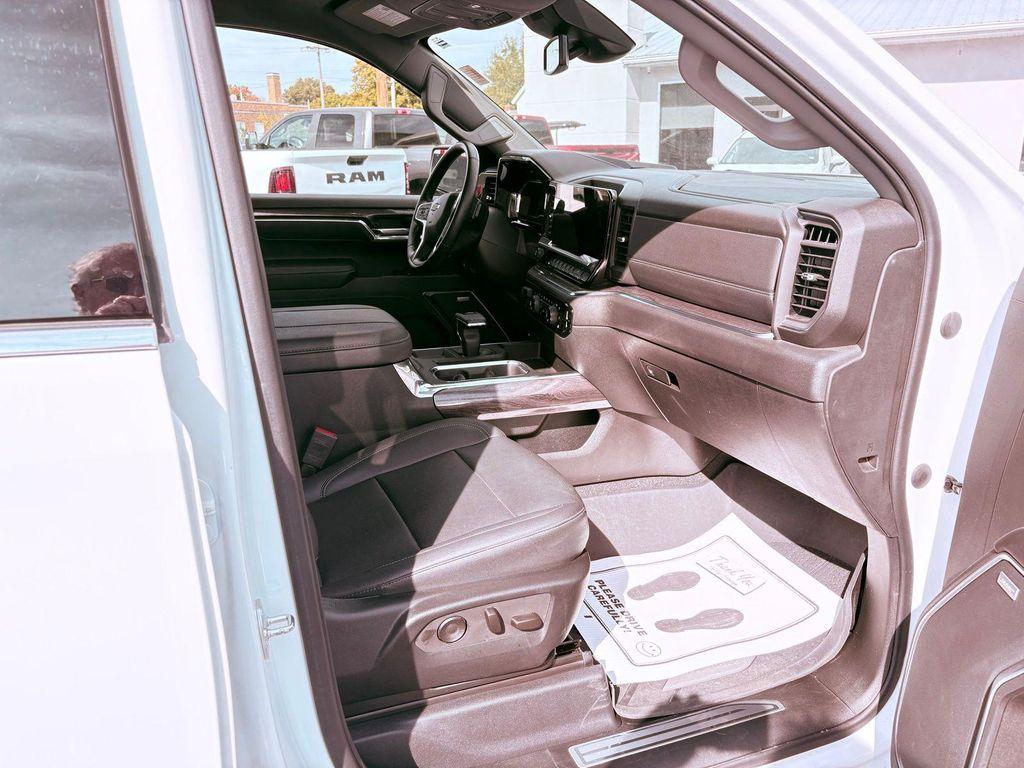 used 2023 Chevrolet Silverado 1500 car, priced at $48,275