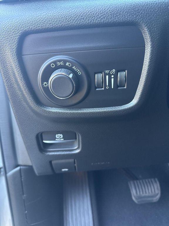 used 2024 Jeep Grand Cherokee L car, priced at $33,975