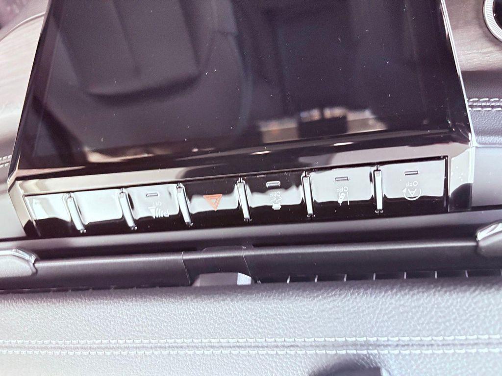 new 2025 Jeep Grand Cherokee car, priced at $52,260