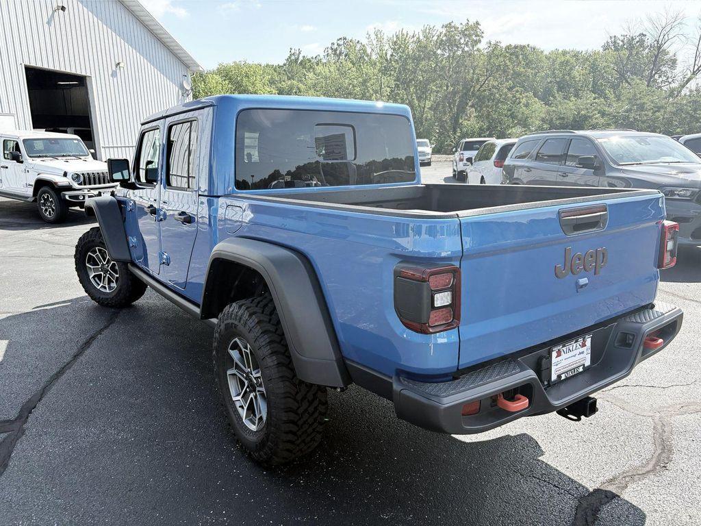 new 2025 Jeep Gladiator car, priced at $51,713