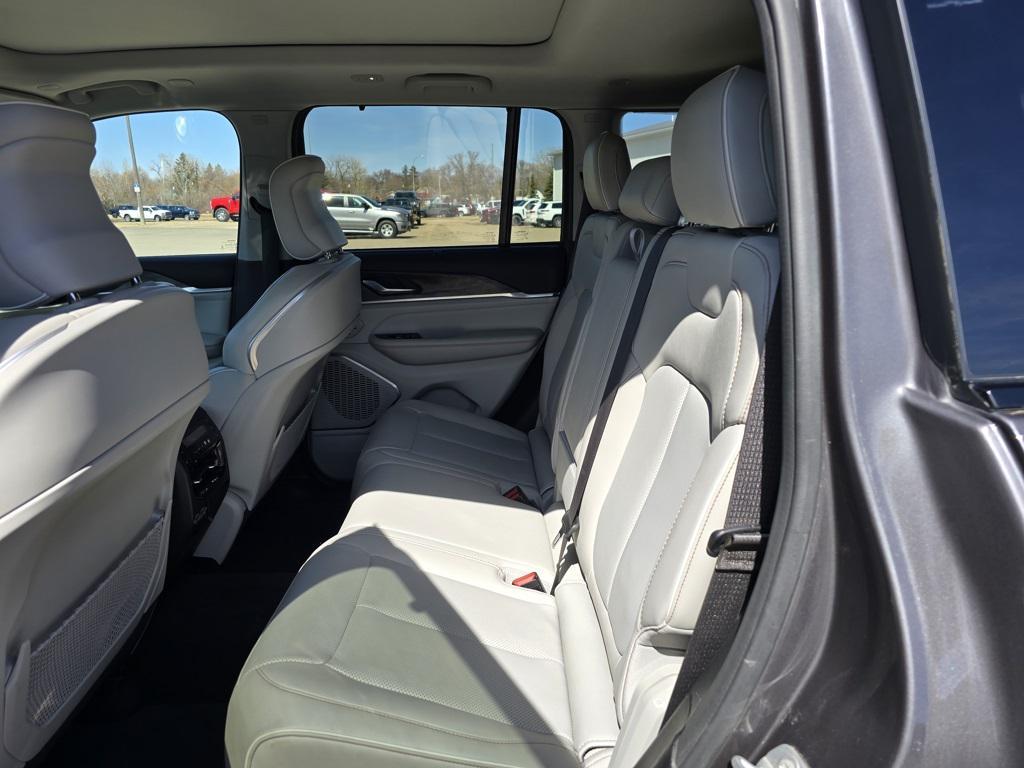 used 2022 Jeep Grand Cherokee car, priced at $35,794