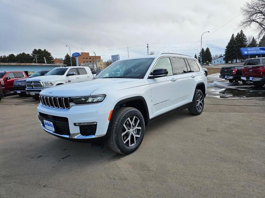 new 2024 Jeep Grand Cherokee L car, priced at $57,240