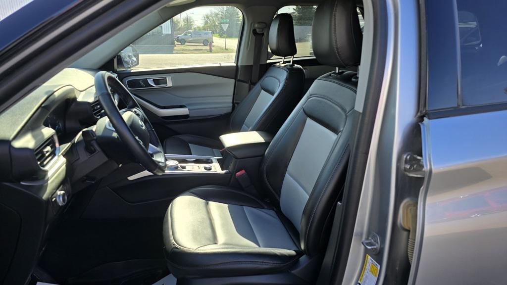 used 2022 Ford Explorer car, priced at $30,995