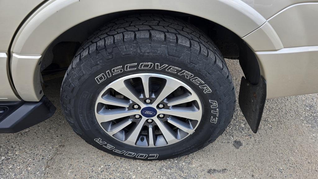 used 2017 Ford Expedition car, priced at $12,995