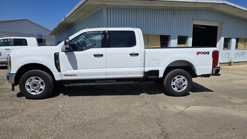 new 2025 Ford F-350 car, priced at $75,820