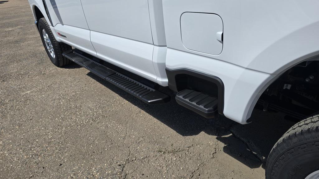 new 2025 Ford F-350 car, priced at $75,820