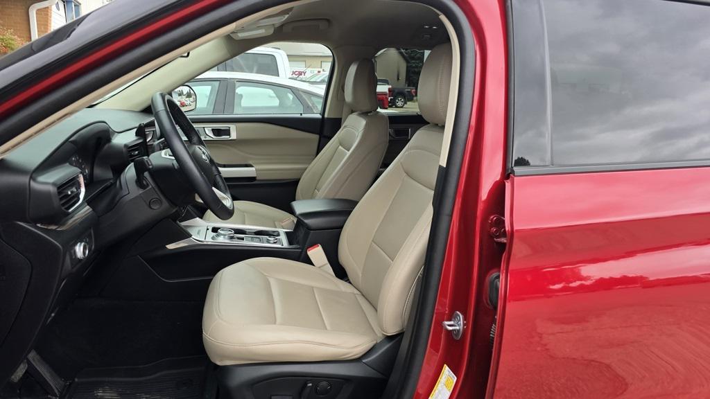 used 2022 Ford Explorer car