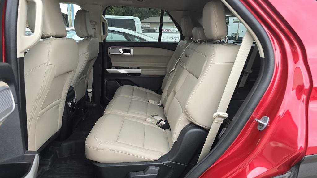 used 2022 Ford Explorer car
