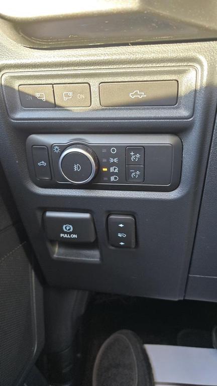 used 2021 Ford F-150 car, priced at $37,995