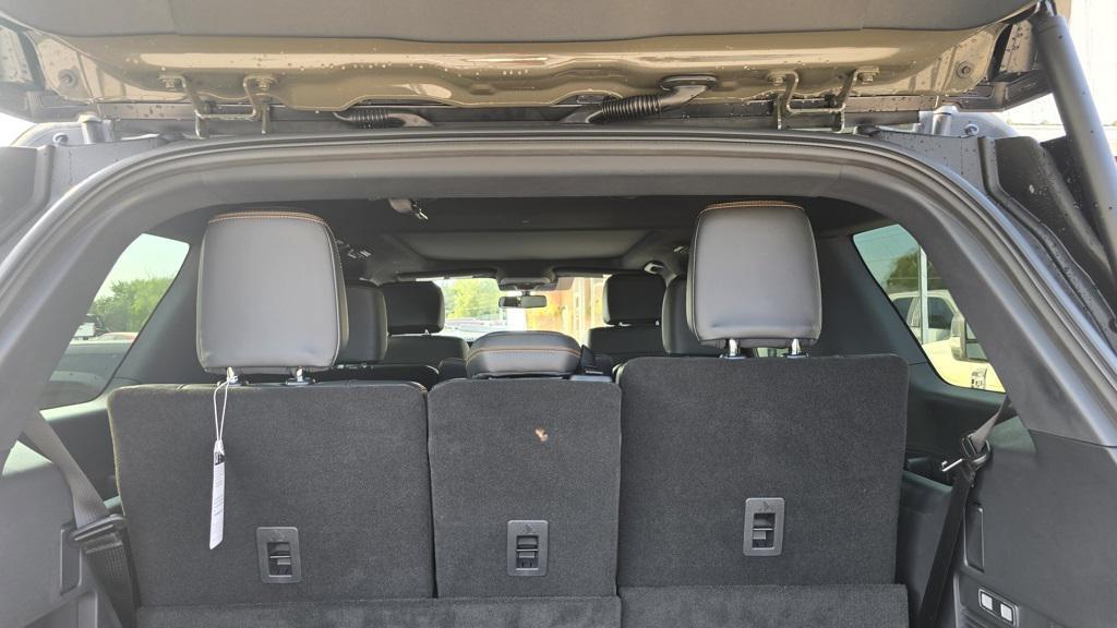 new 2025 Ford Expedition car, priced at $84,270