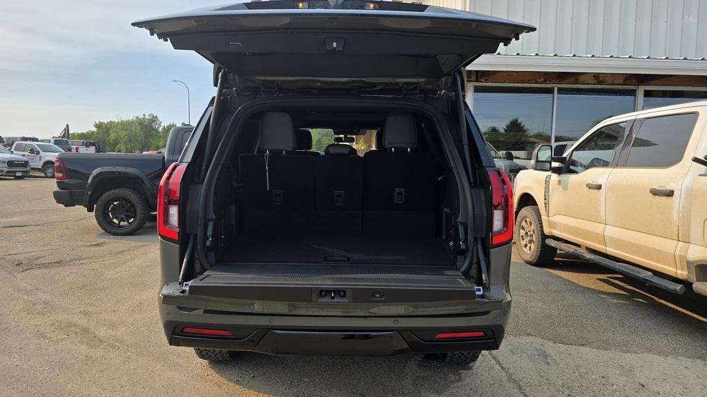 new 2025 Ford Expedition car, priced at $84,270