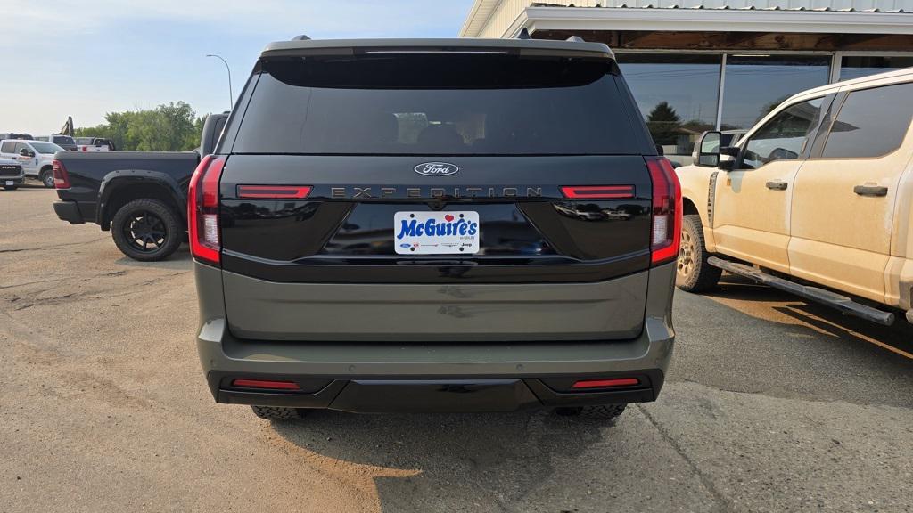 new 2025 Ford Expedition car, priced at $84,270