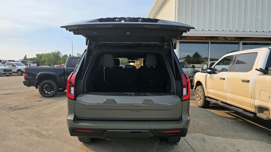 new 2025 Ford Expedition car, priced at $84,270