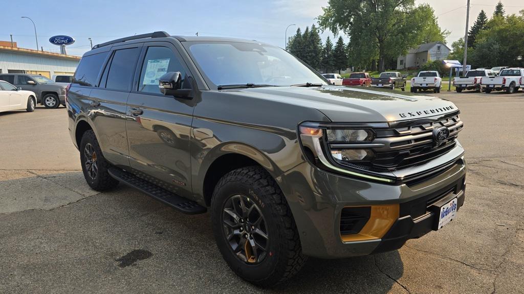 new 2025 Ford Expedition car, priced at $84,270