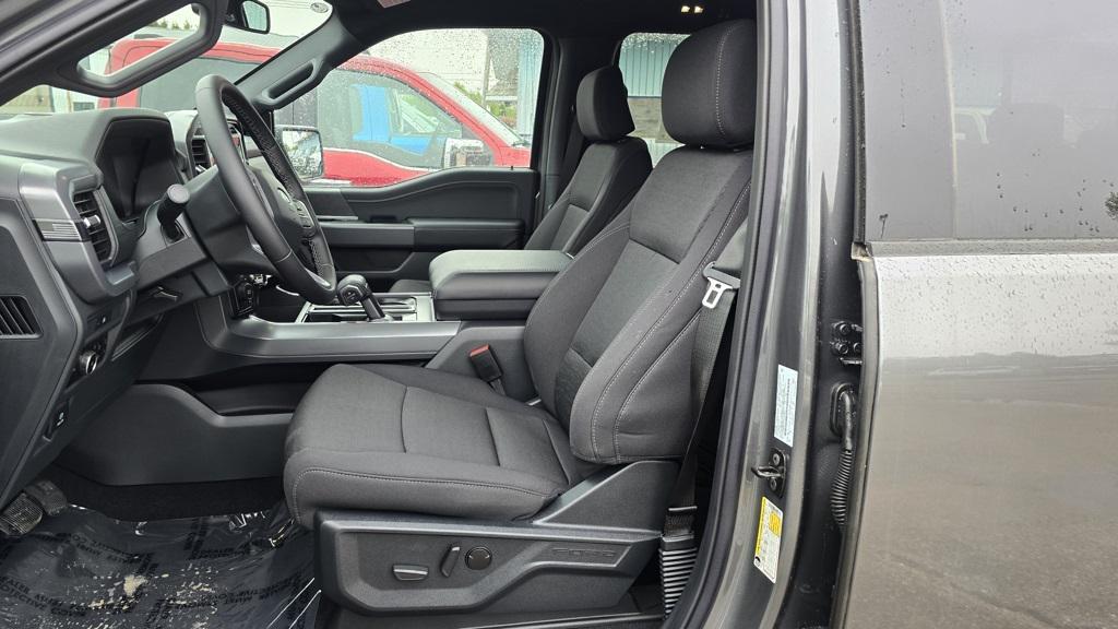 new 2025 Ford F-150 car, priced at $60,770