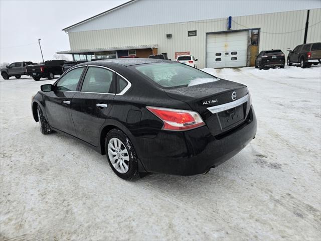 used 2015 Nissan Altima car