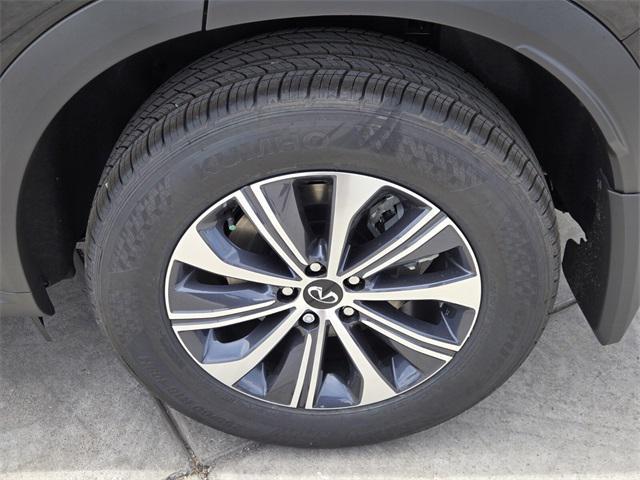 new 2025 INFINITI QX60 car, priced at $52,338