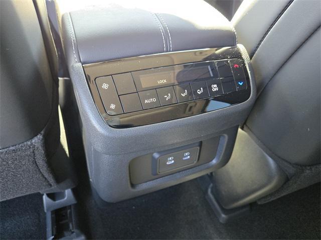 new 2026 INFINITI QX60 car, priced at $45,200