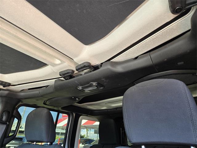 used 2021 Jeep Wrangler Unlimited car, priced at $32,000