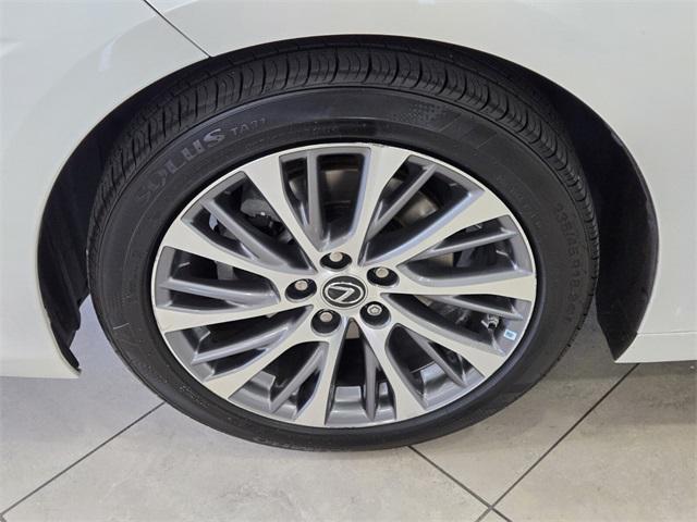 used 2019 Lexus ES 350 car, priced at $25,500