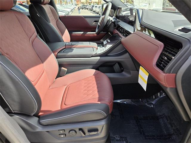 new 2025 INFINITI QX80 car, priced at $108,946