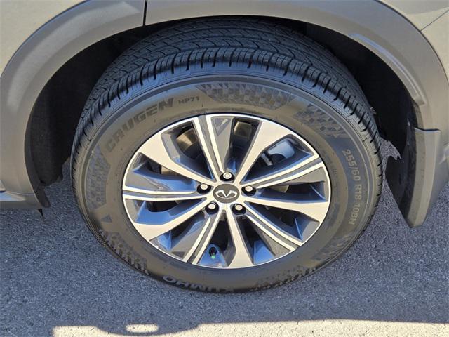 used 2025 INFINITI QX60 car, priced at $37,700