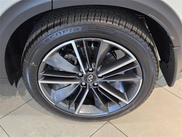 used 2025 INFINITI QX55 car, priced at $40,000