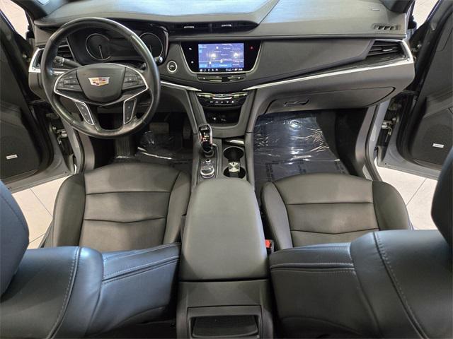 used 2023 Cadillac XT5 car, priced at $31,000