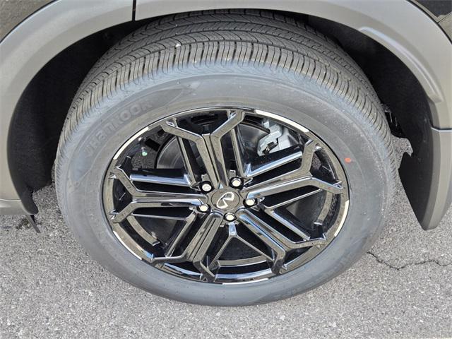 new 2026 INFINITI QX60 car, priced at $57,550