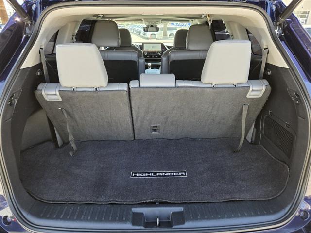 used 2023 Toyota Highlander car, priced at $32,800