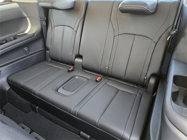 used 2025 INFINITI QX60 car, priced at $40,000