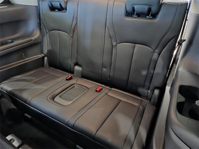 used 2025 INFINITI QX60 car, priced at $40,000