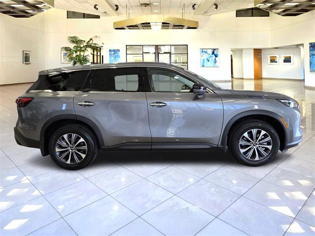 used 2025 INFINITI QX60 car, priced at $40,000