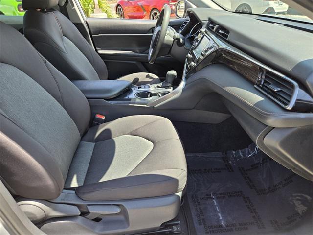 used 2019 Toyota Camry Hybrid car, priced at $18,300