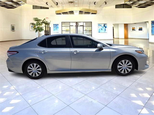 used 2019 Toyota Camry Hybrid car, priced at $18,300