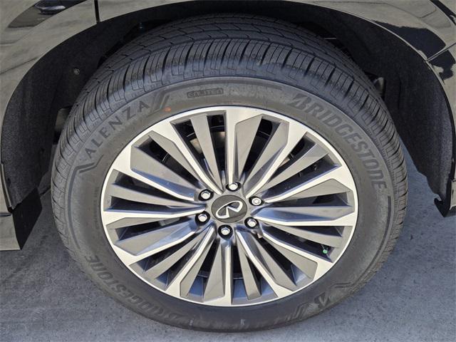 new 2025 INFINITI QX80 car, priced at $88,360