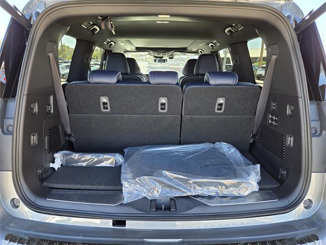 new 2026 INFINITI QX80 car, priced at $106,320