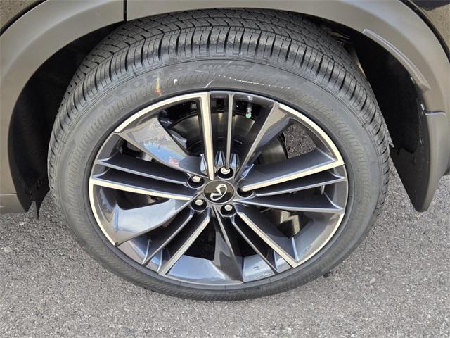 new 2025 INFINITI QX50 car, priced at $47,158