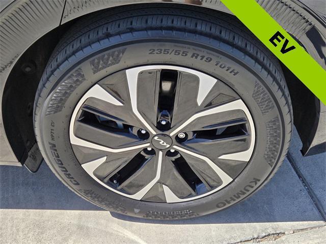 used 2022 Kia EV6 car, priced at $25,800
